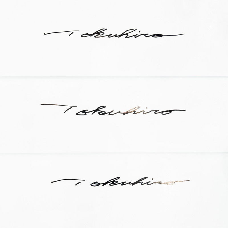 「A cautious Cherubim」ポスターサイン付き